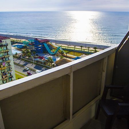Apartament Denis In Apart-Otel Residenc Batumi Exterior foto